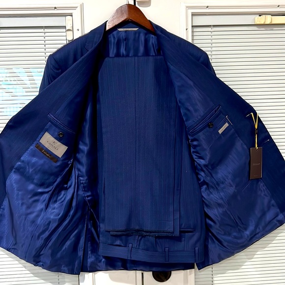 CANALI Classic Fit Two Button Stretch Suit, Blue, Size 40R (US) / 50R (EU) - Picture 2 of 11